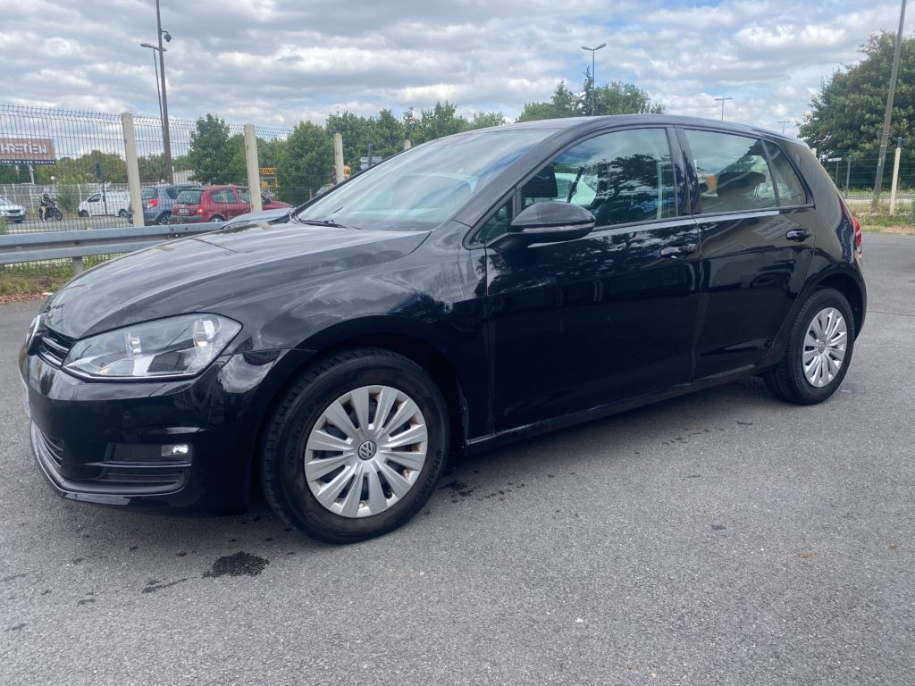 VOLKSWAGEN GOLF 1.6 TDI 110 BVM5 TRENDLINE BUSINESS