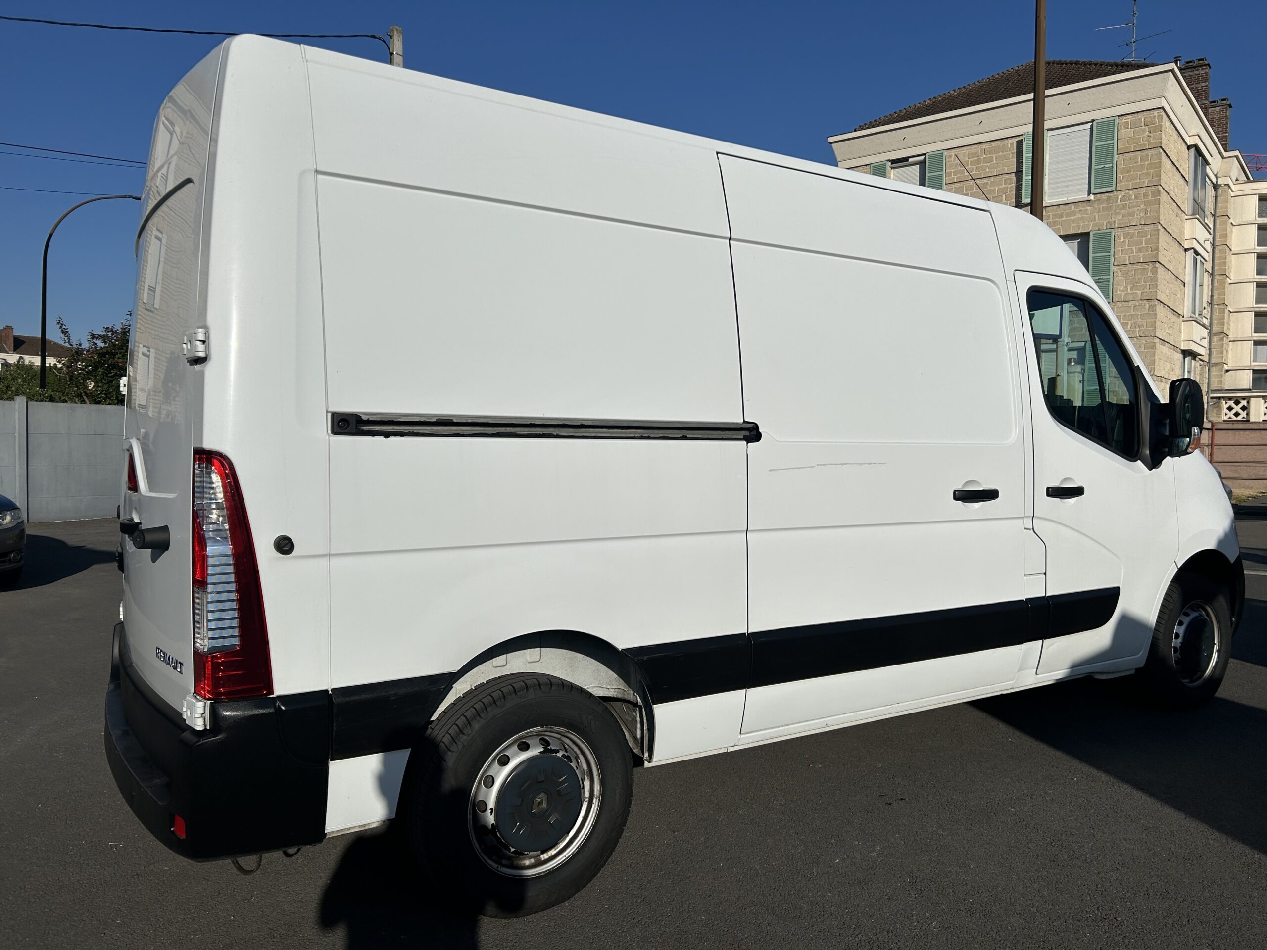 Renault Master III Phase 3 – 2.3 dCi 130 ch – Finition Grand Confort